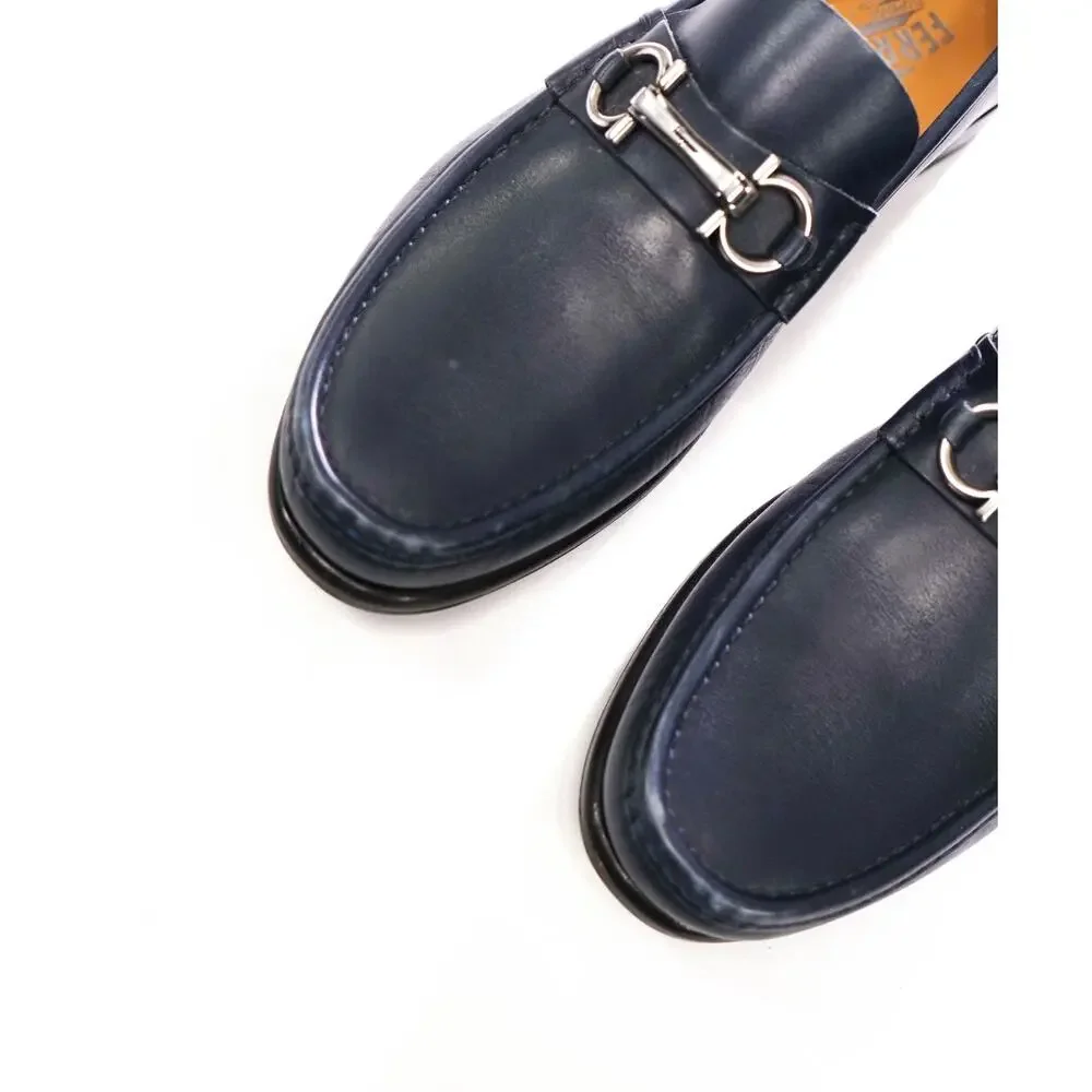 $850 FERRAGAMO - 